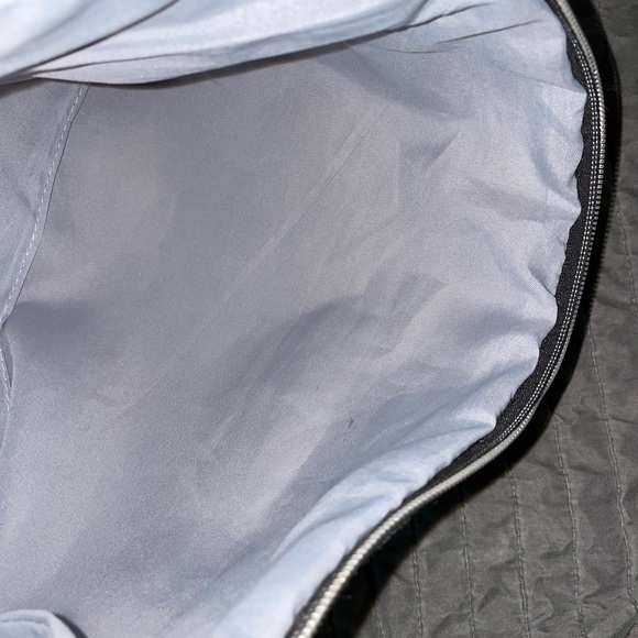 Zipper Pouch - Picture 9 of 11